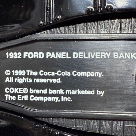 Vintage Coca-Cola Metal Black 1932 Ford Panel Delivery Bank Spinning Wheels - Picture 10 of 11